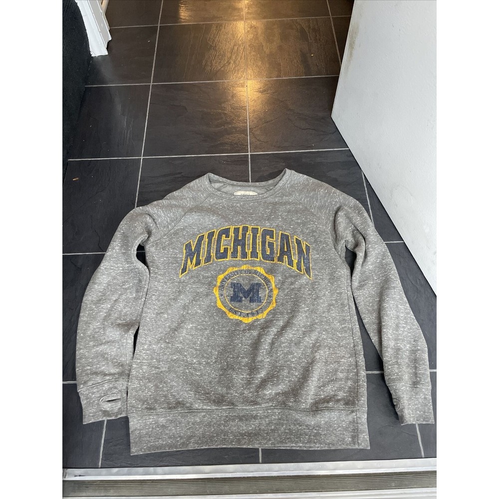 Women's Pressbox Sweatshirt Gray Michigan Wolverines Edith Vintage Small